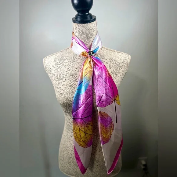 NEW ✨Women’s colorful head scarf; pink floral scarf - Picture 1 of 3